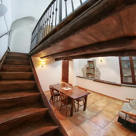 Al Vecchio Cellaio Historical فندق مبيت وإفطار 4*