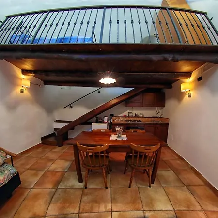 Al Vecchio Cellaio Historical فندق مبيت وإفطار SantʼAntonio Abate