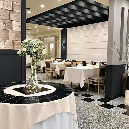 Al Vecchio Cellaio Historical فندق مبيت وإفطار